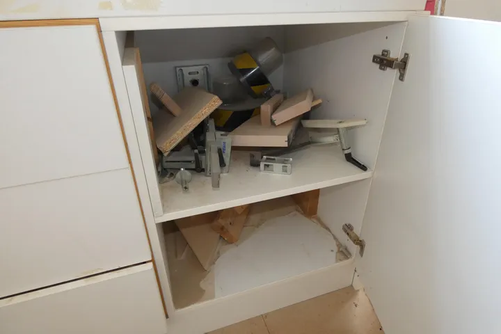 Posten Material/Zubehör Umfang: 1x Schubladeninhalt